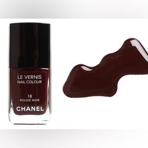 Chanel Le Vernis in Vamp #18 NEW NAIL POLISH